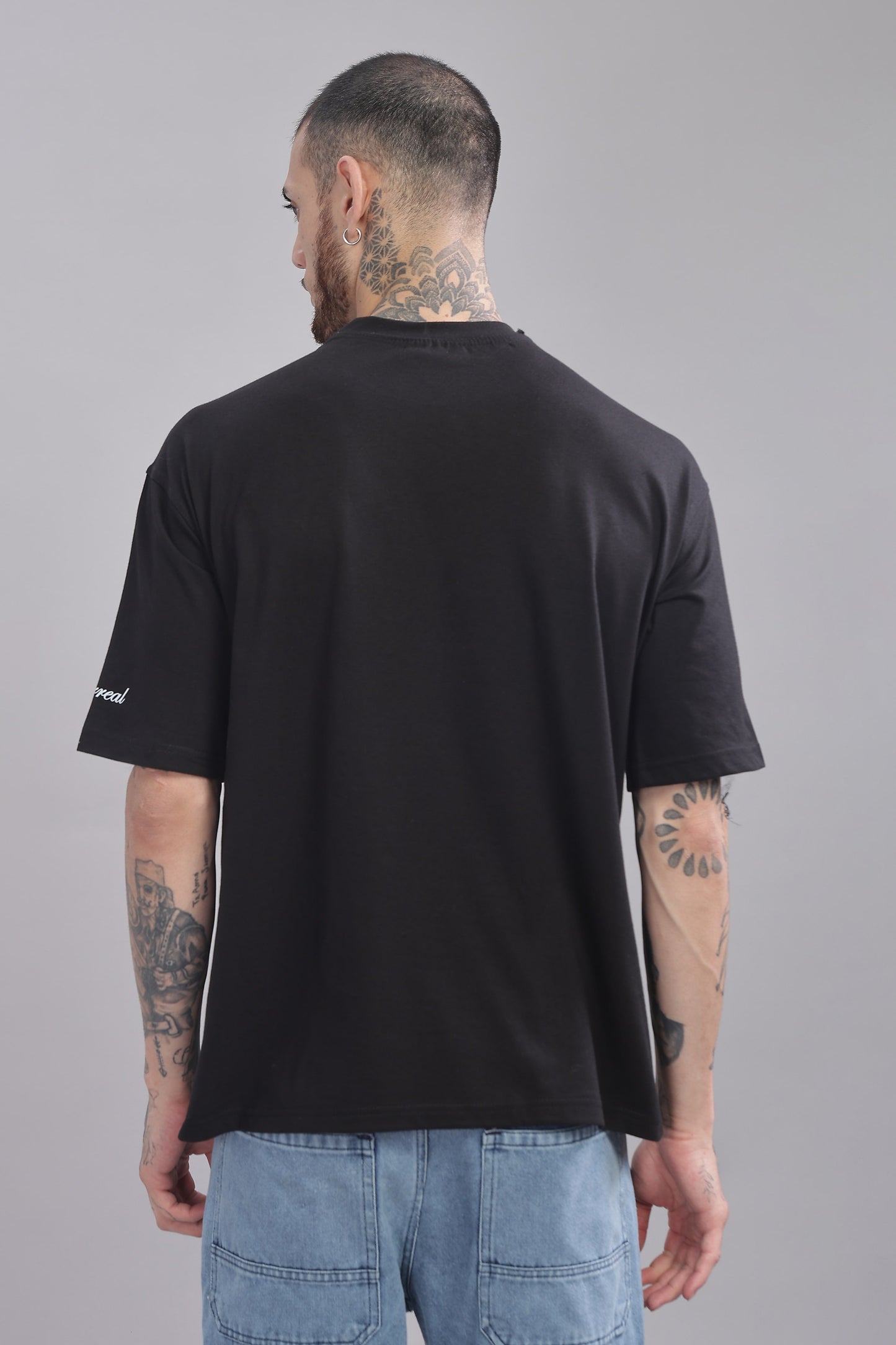 Windy Weekend, T-shirt
